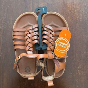 Wonder Nation Girl Brown Sandals 1 Comfort Footbed Leather Buckle Snap Strap NWT